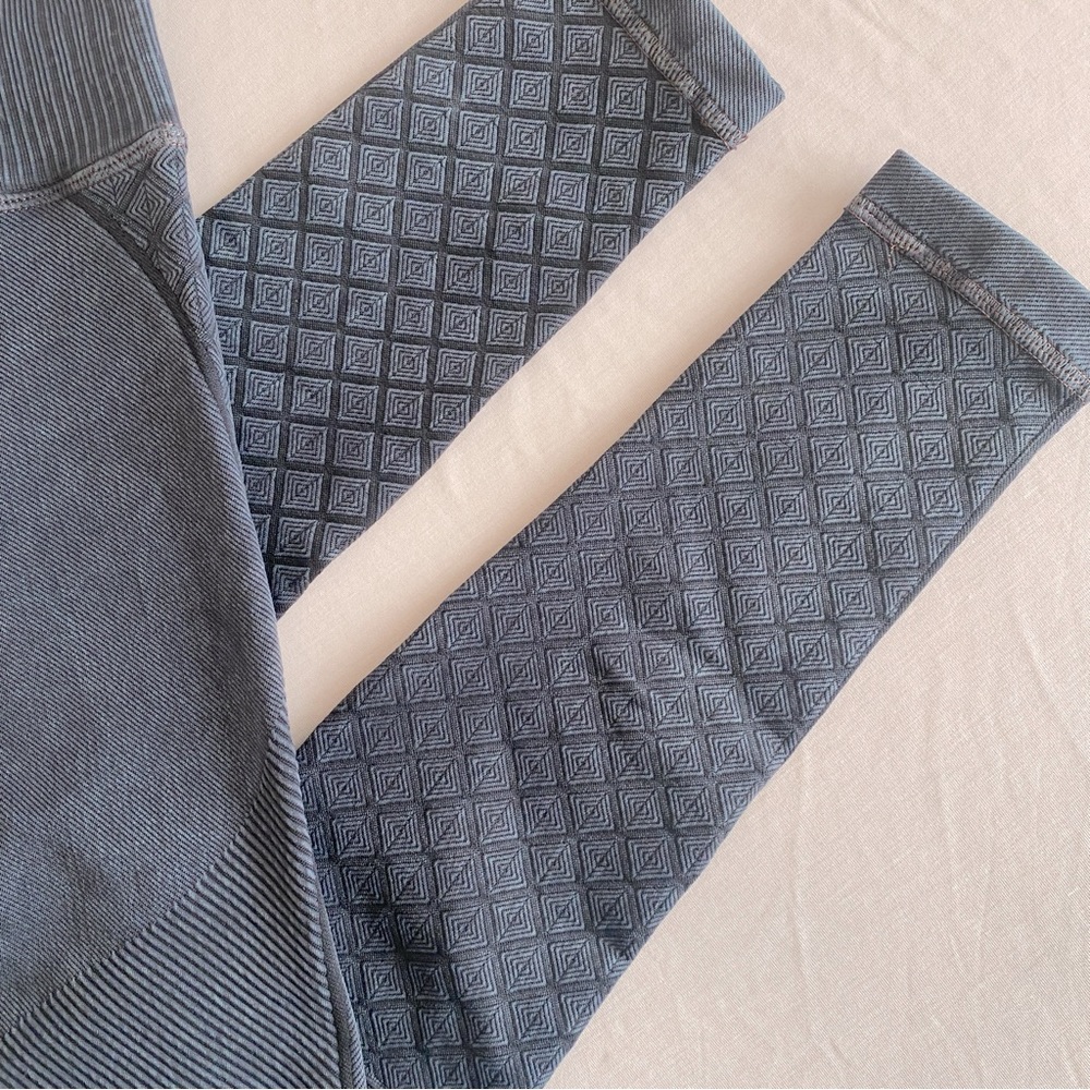 Avocado Vintage Denim Moto Leggings - Picture 2 of 11